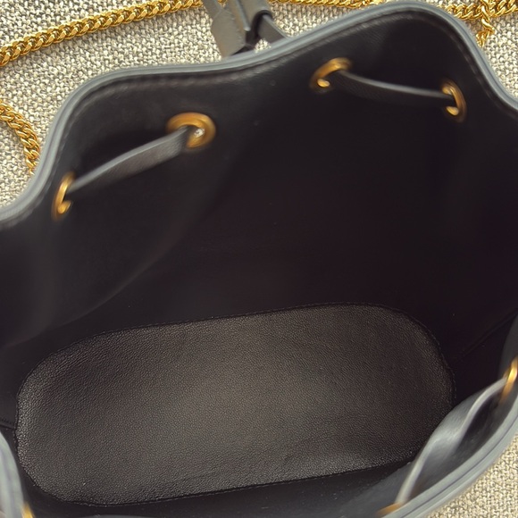 *SALE* Valentino AUTH MINI BUCKET BAG IN NAPPA WITH VLOGO SIGNATURE CHAIN EUC - Picture 12 of 16